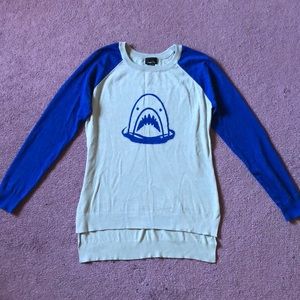 Rue 21 Blue Grey Shark Sweater Medium